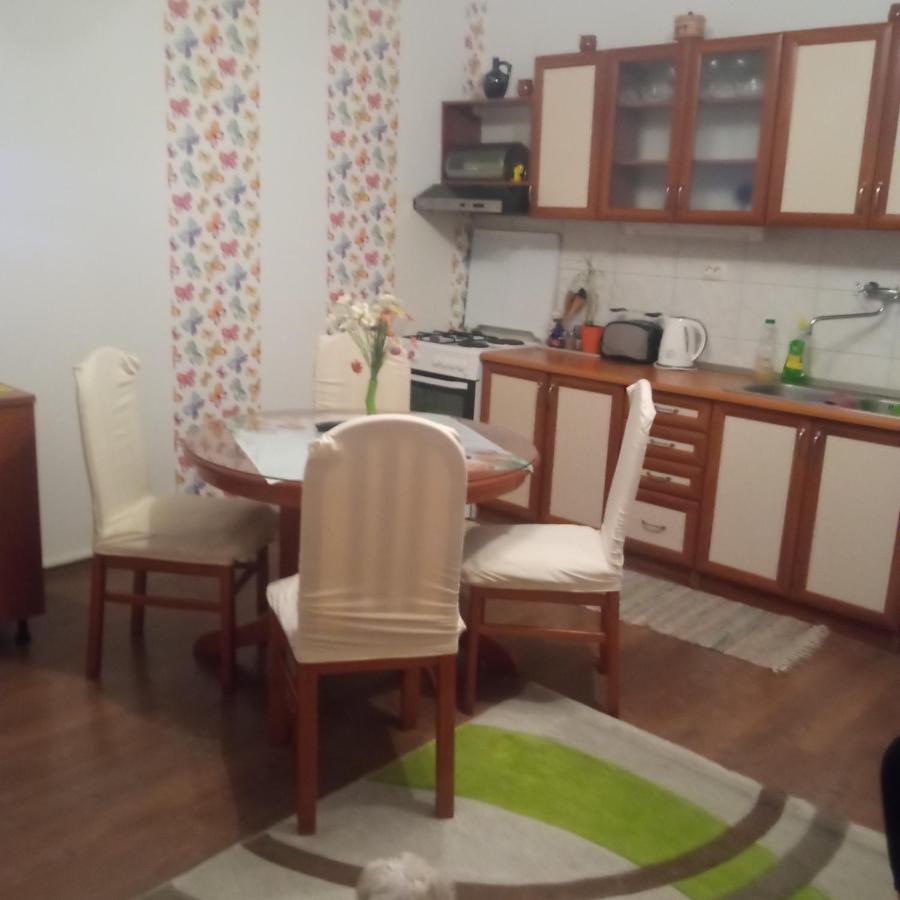 Apartment Toby Split Bagian luar foto
